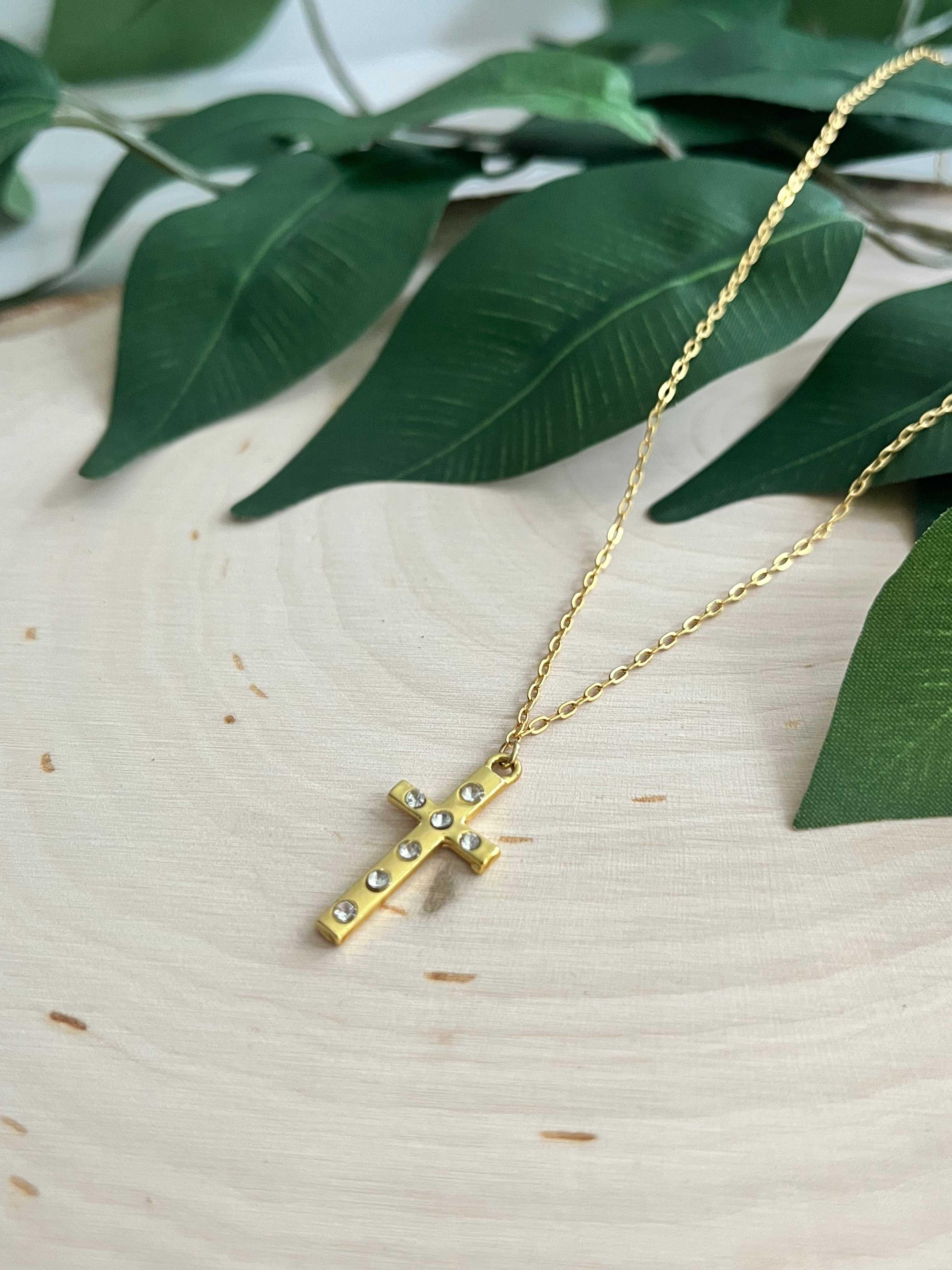 Simply In The Cross – 16K Gold Necklace