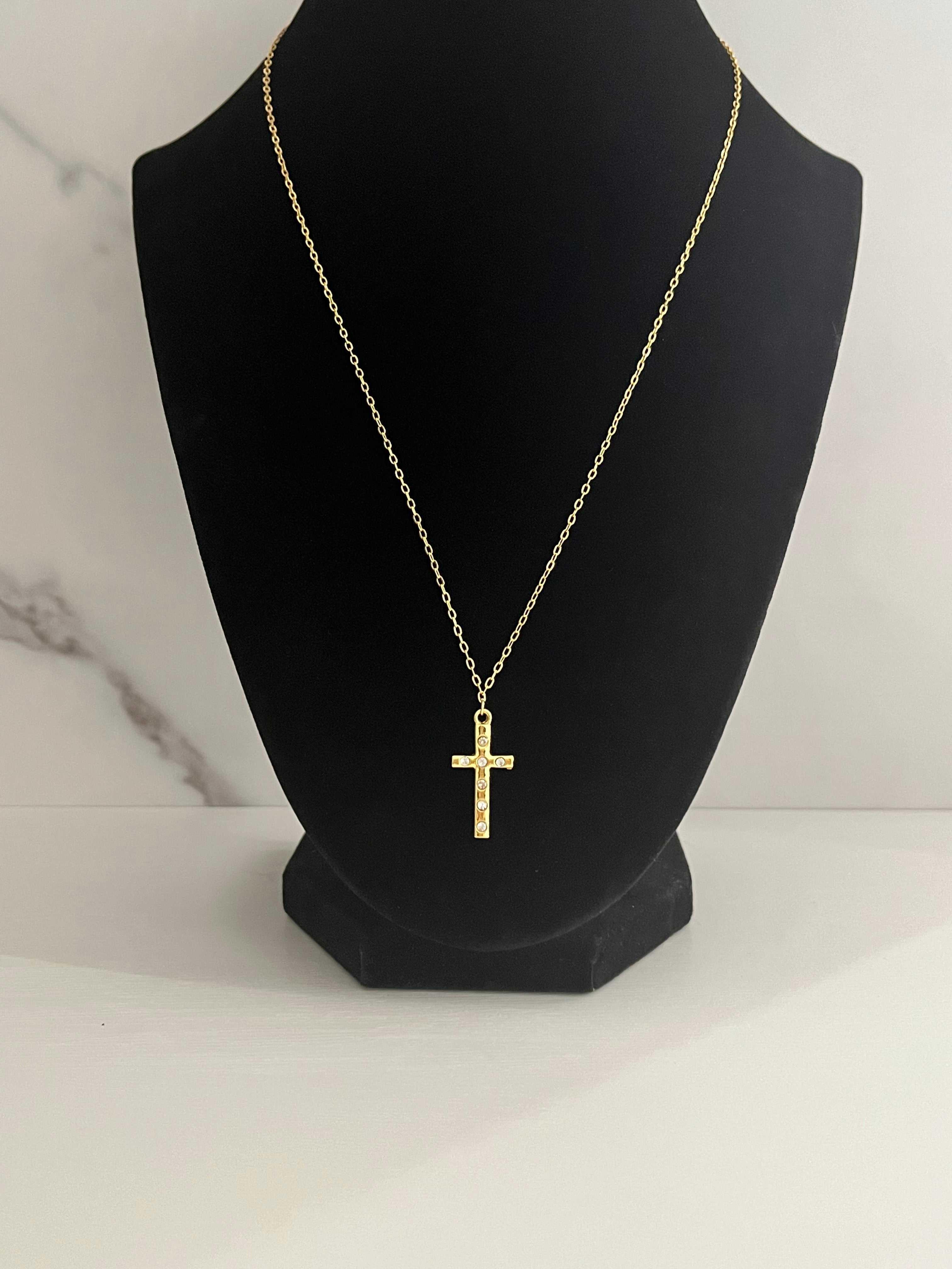 Simply In The Cross – 16K Gold Necklace