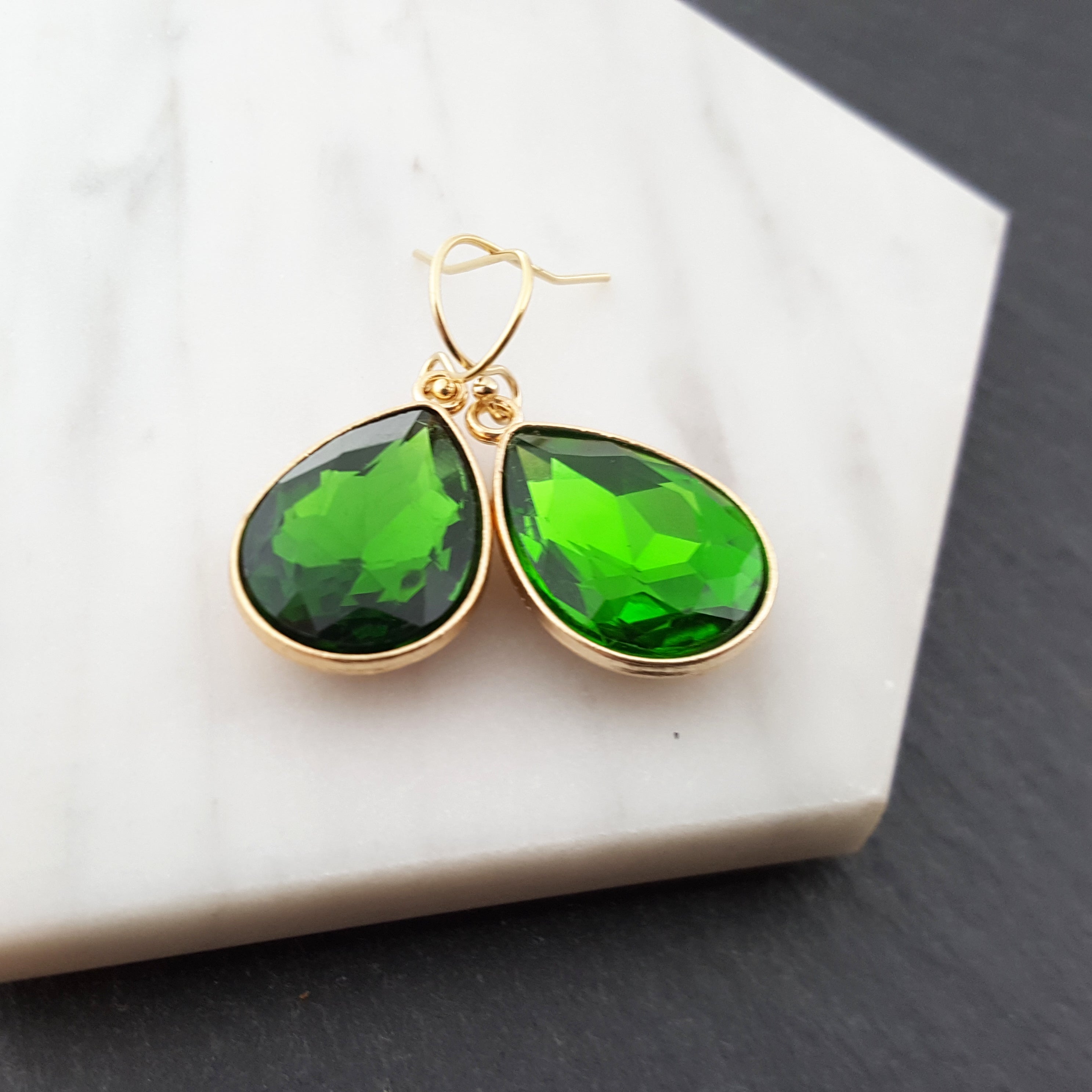 August Birthstone Peridot Teardrop Earrings – Handcrafted Sparkling Crystal in 14K Gold-Filled on Hypoallergenic Ear Wires