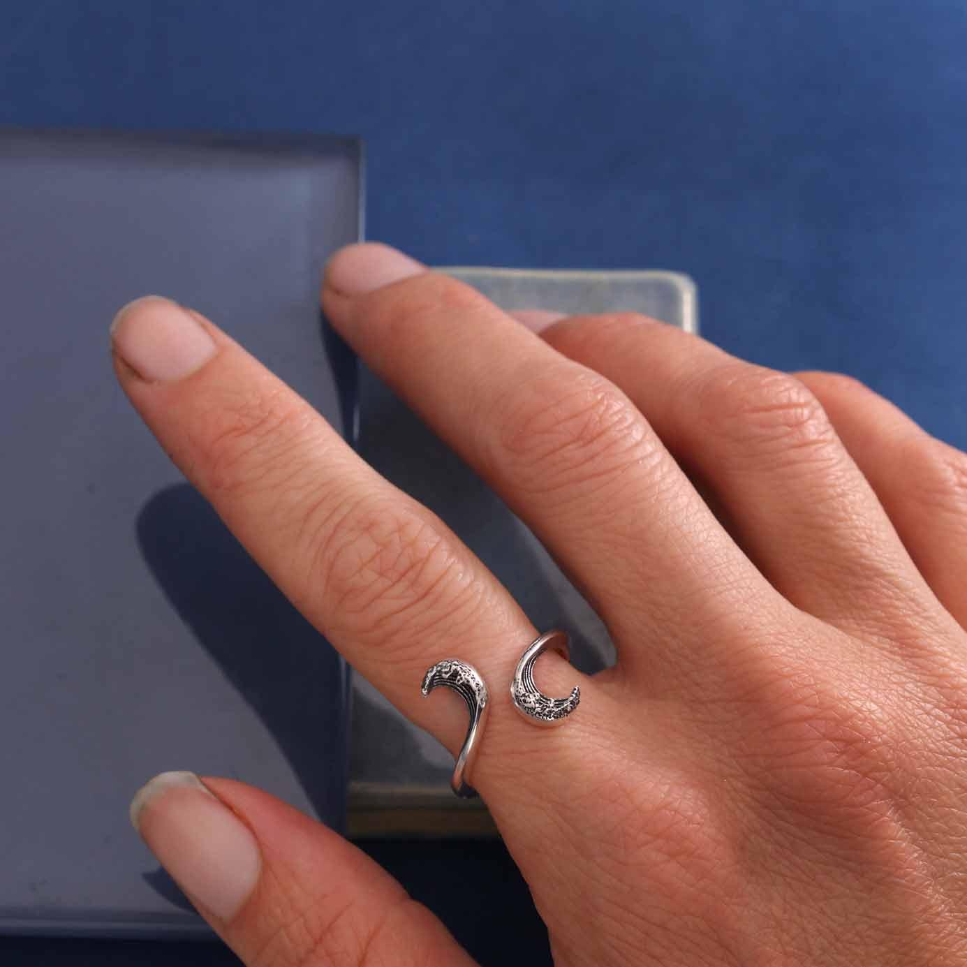 Sterling Silver Stylized Wave Adjustable Ring – Ocean Energy Yin Yang Design