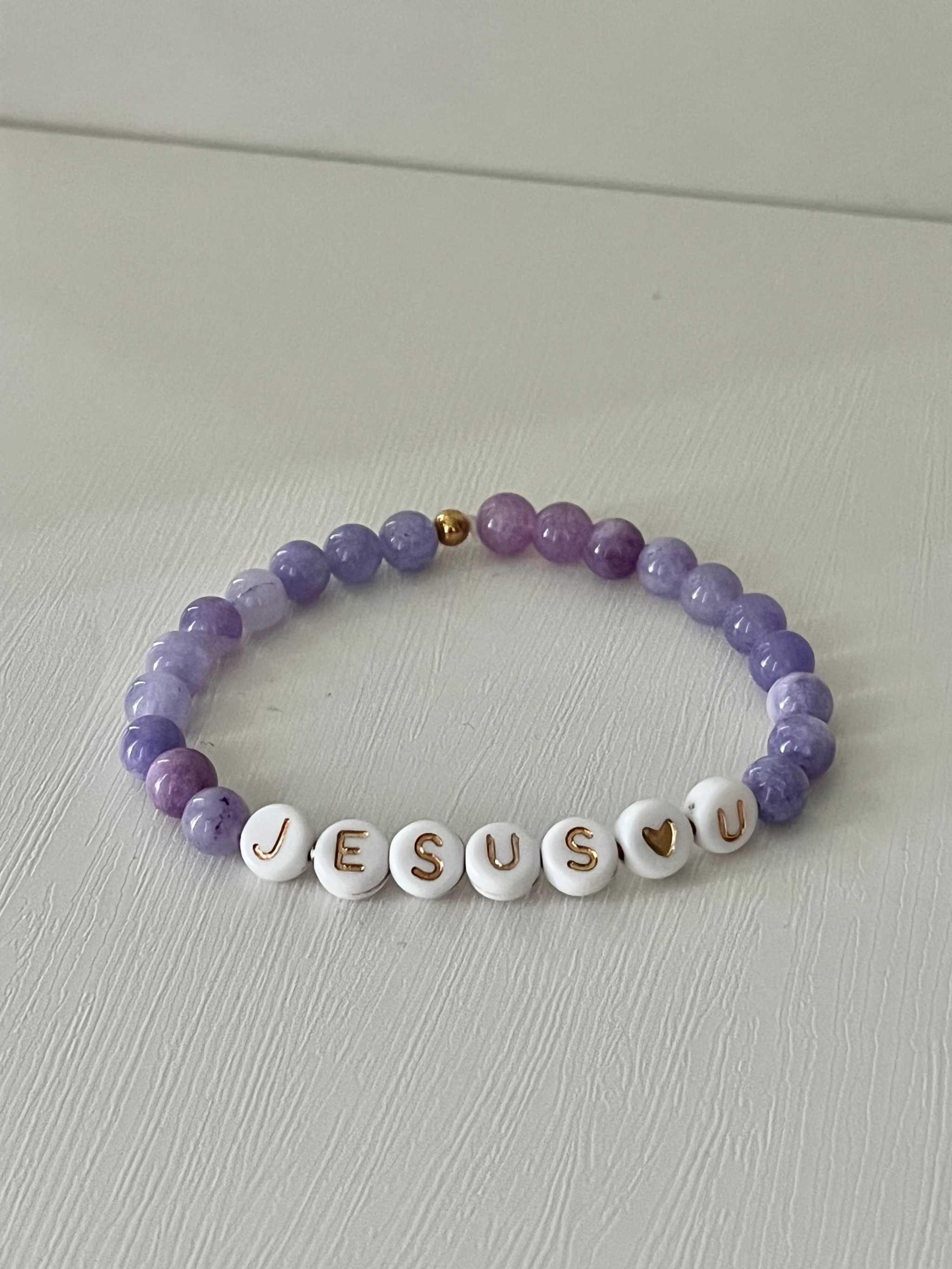 Jesus Loves U Bead Bracelet – Marble Faith-Inspired Jewelry Purple