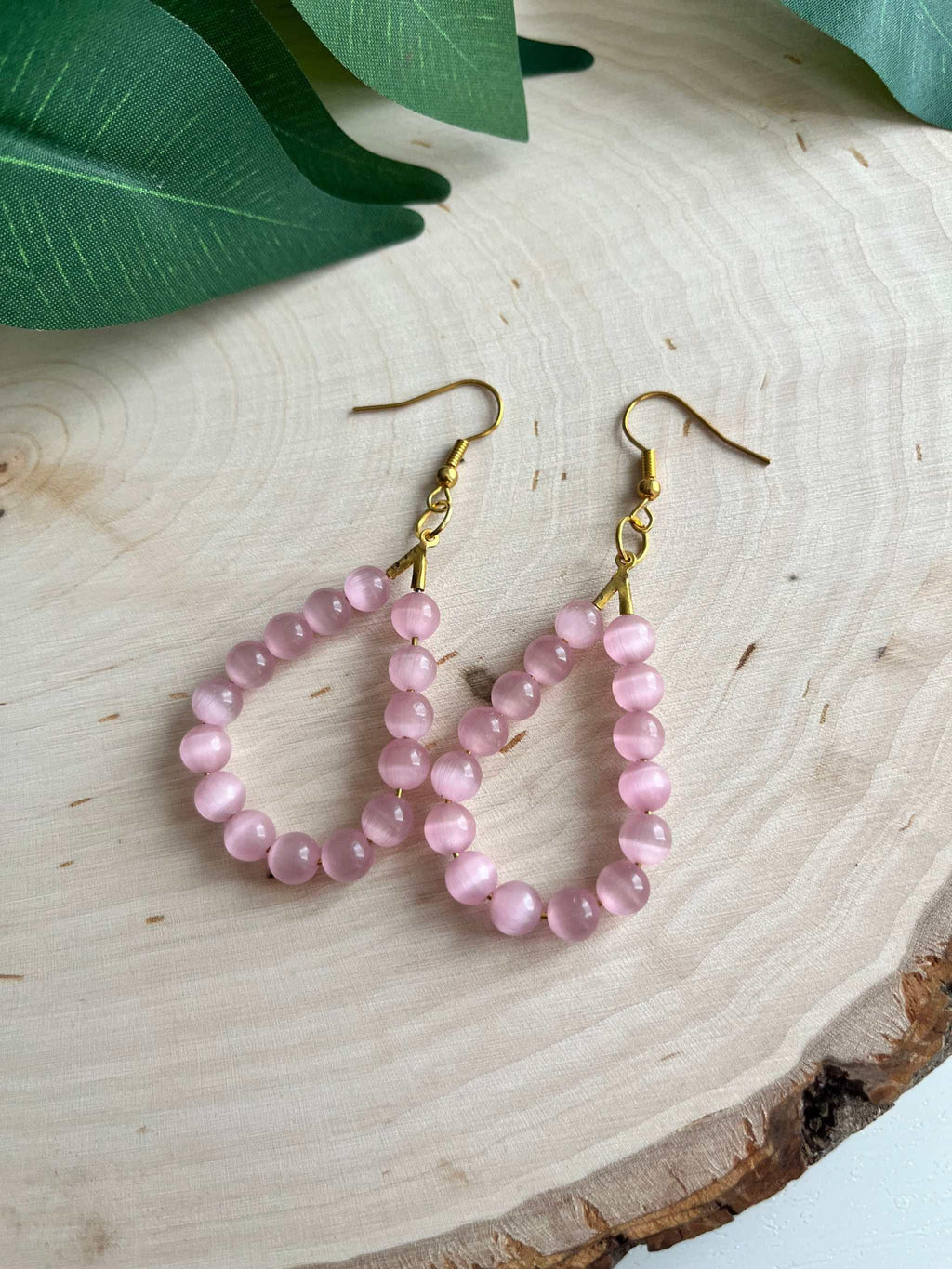 Pink Cat Eye Gold Drop Earrings – Elegant Opal Shimmer