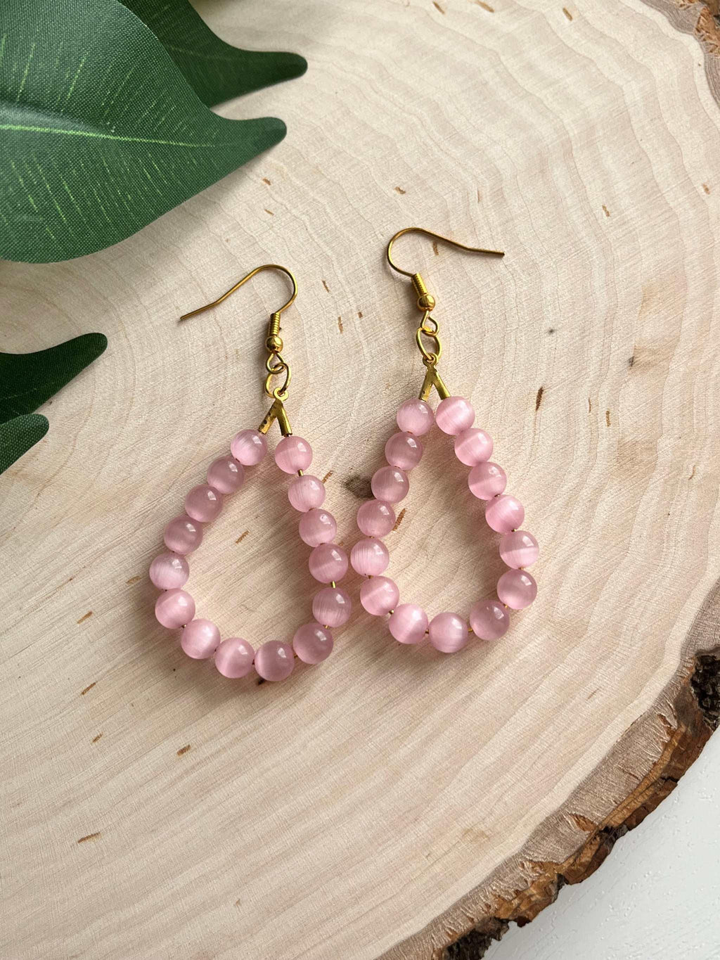 Pink Cat Eye Gold Drop Earrings – Elegant Opal Shimmer