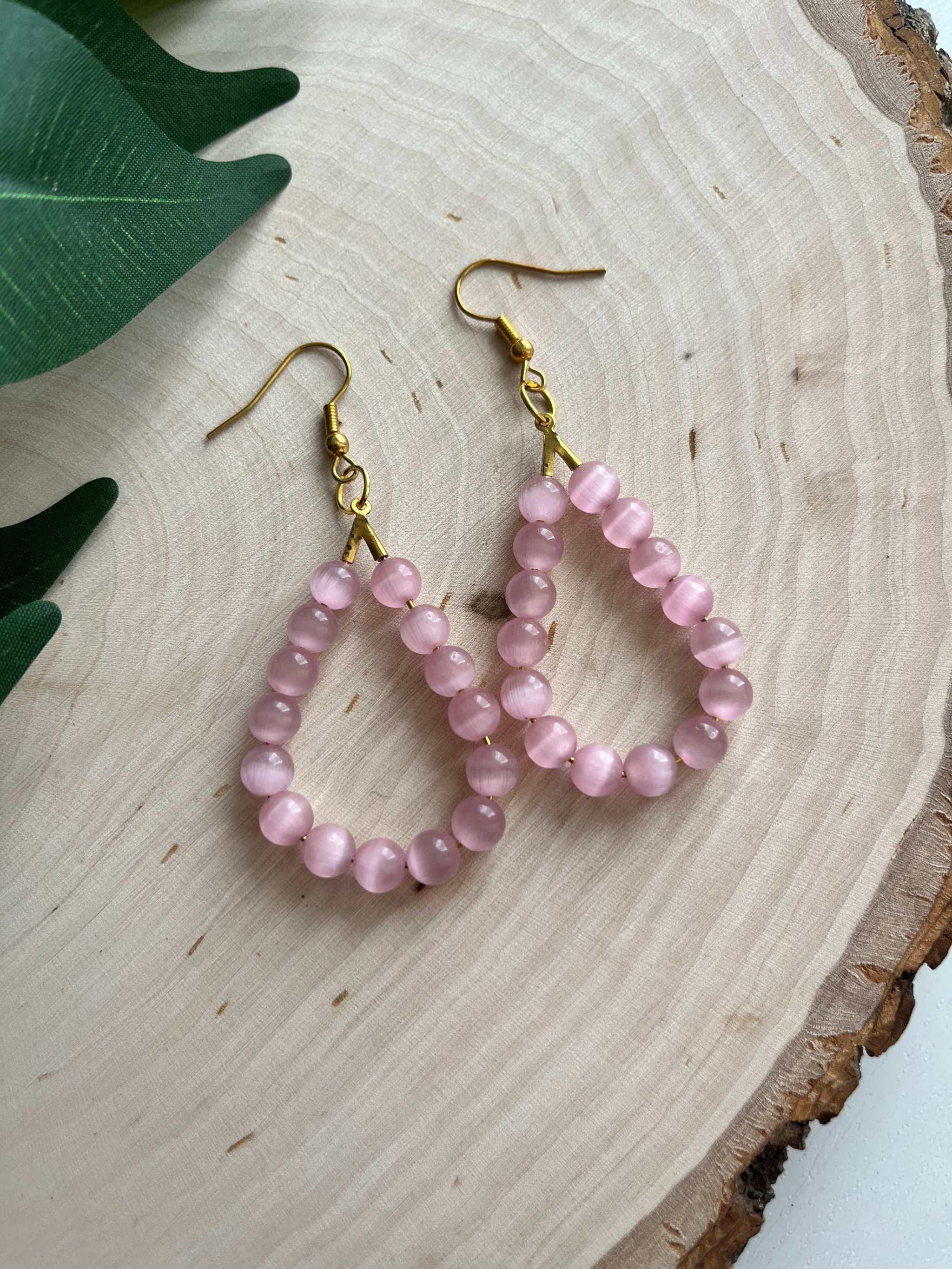 Pink Cat Eye Gold Drop Earrings – Elegant Opal Shimmer