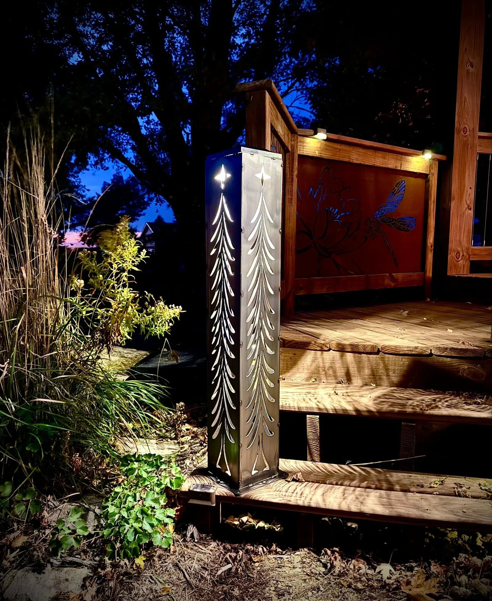 Christmas Tree Solar Luminary - Steel