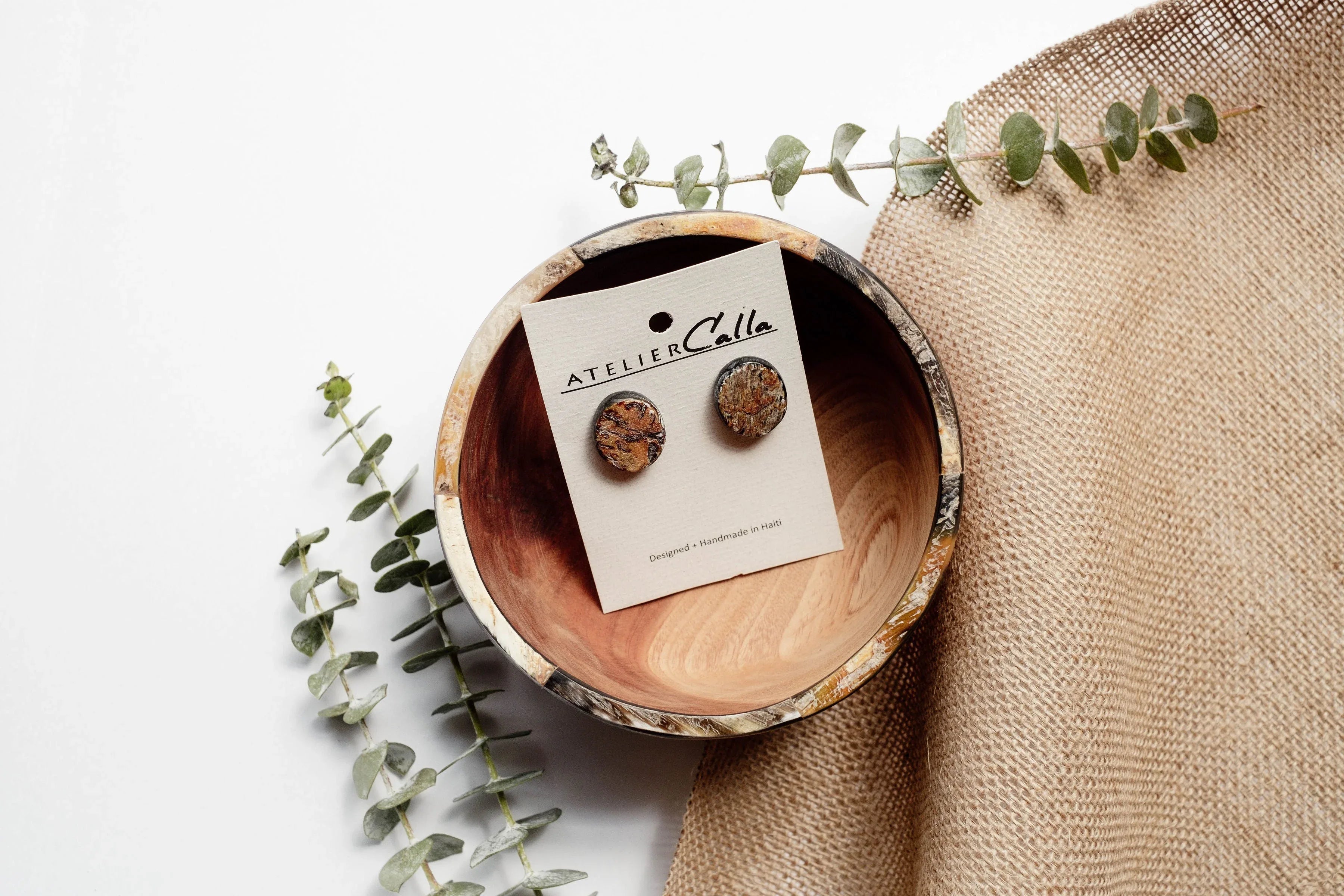 Minimalist Horn Stud Earring