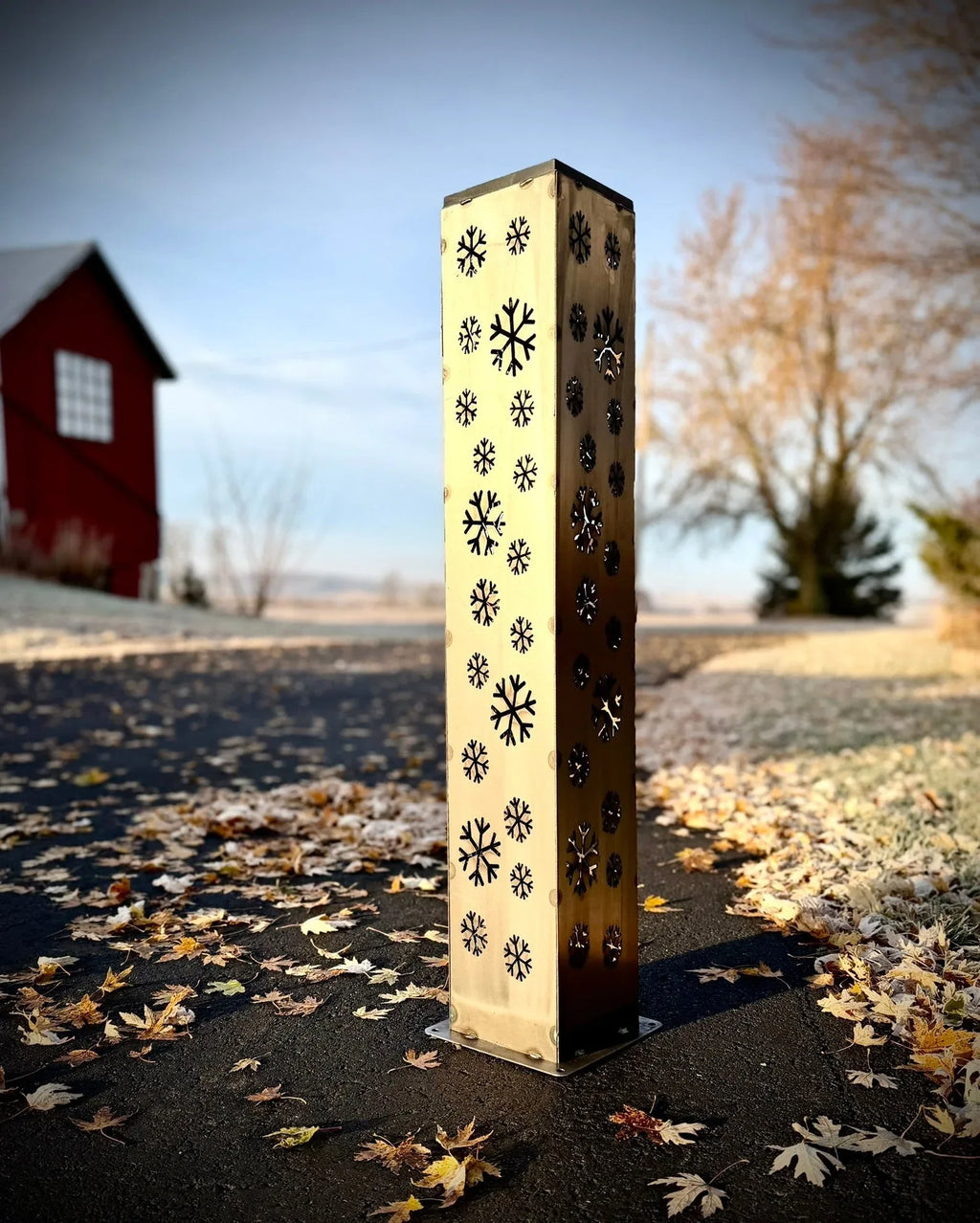 Snowflake Steel Solar Luminary Pillar | Multiple Sizes