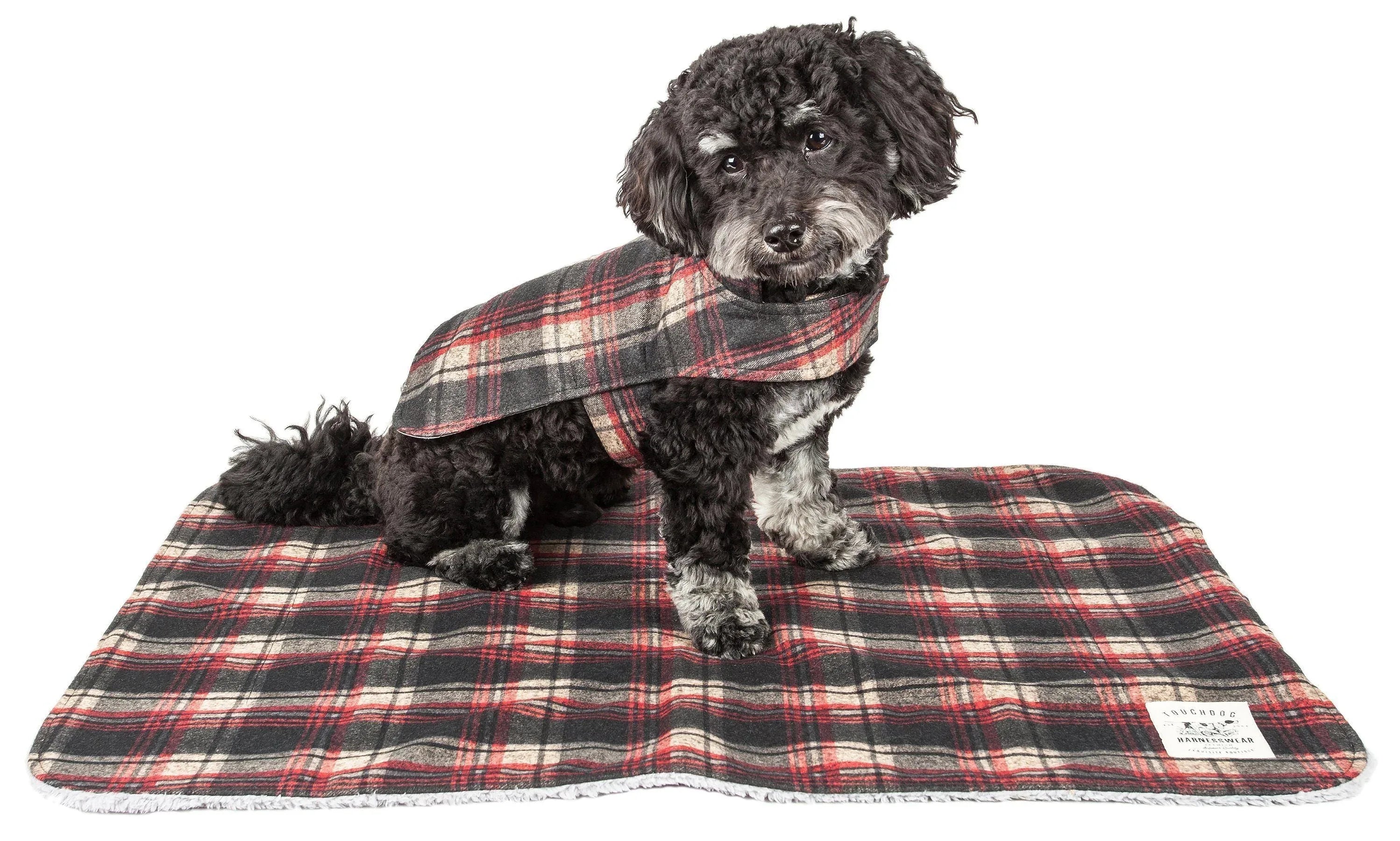 Touchdog ® 2-In-1 Tartan Plaid Dog Jacket and Matching Reversible Dog Mat