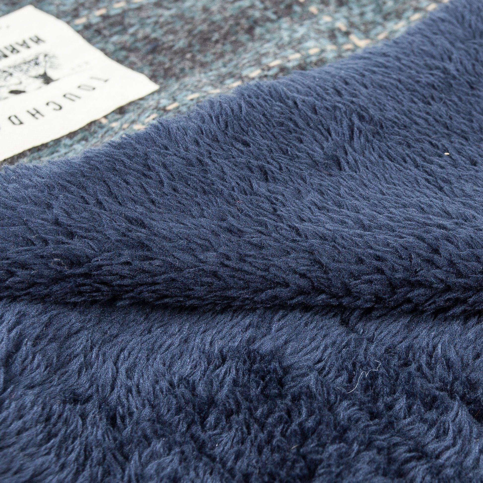 Touchdog ® 2-In-1 Windowpane Plaid Matching Dog Jacket and Reversible Dog Mat