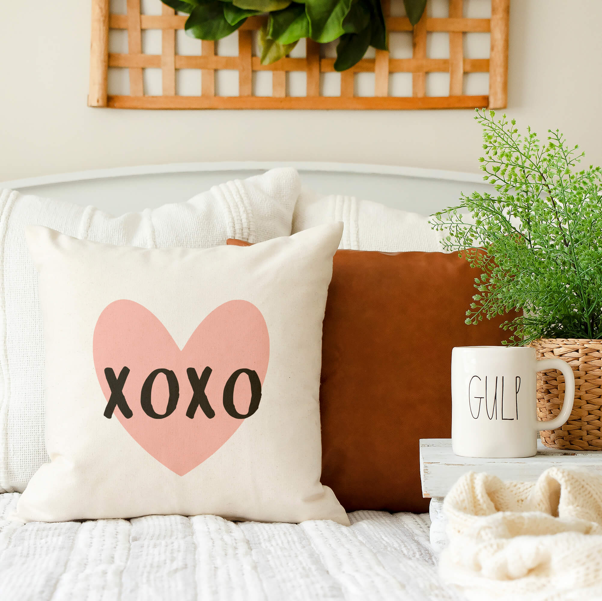 XOXO Valentine's Day Throw Farmhouse Pillow Cover 18x18